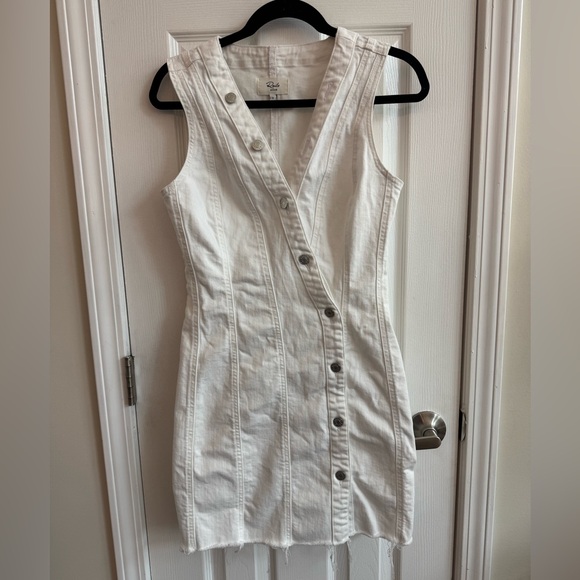 RAILS Strand Sal White Denim Asymmetrical Button Up Sleeveless Dress Size Small - Picture 2 of 6